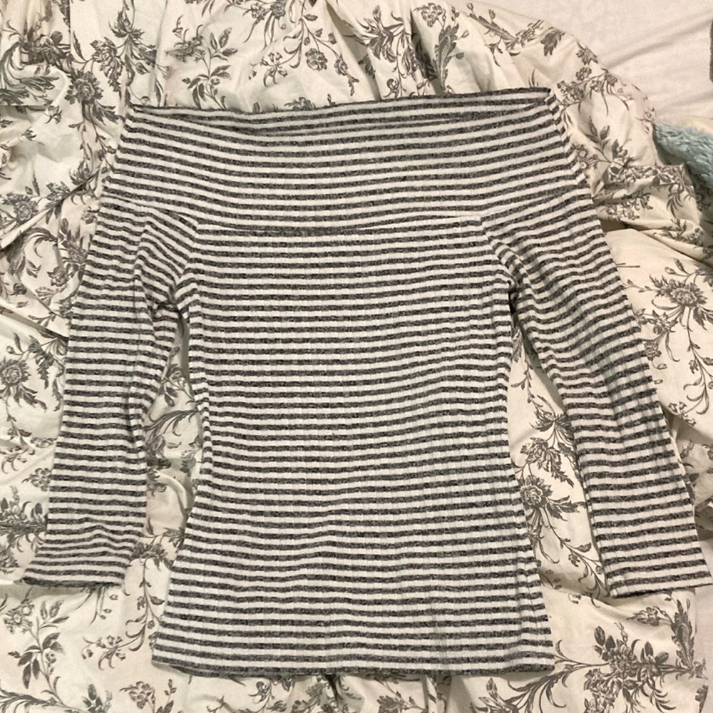 Abby & Gail Rilee Off The Shoulder Knit Top